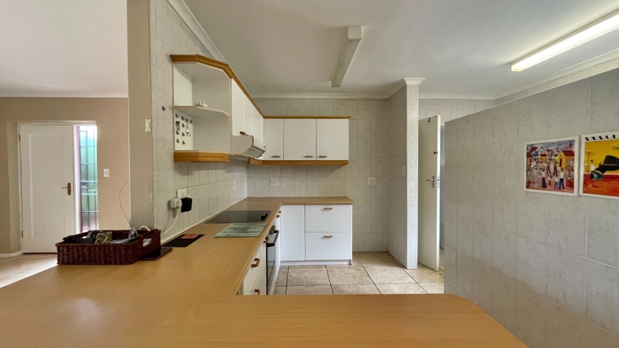 3 Bedroom Property for Sale in Martinville Western Cape